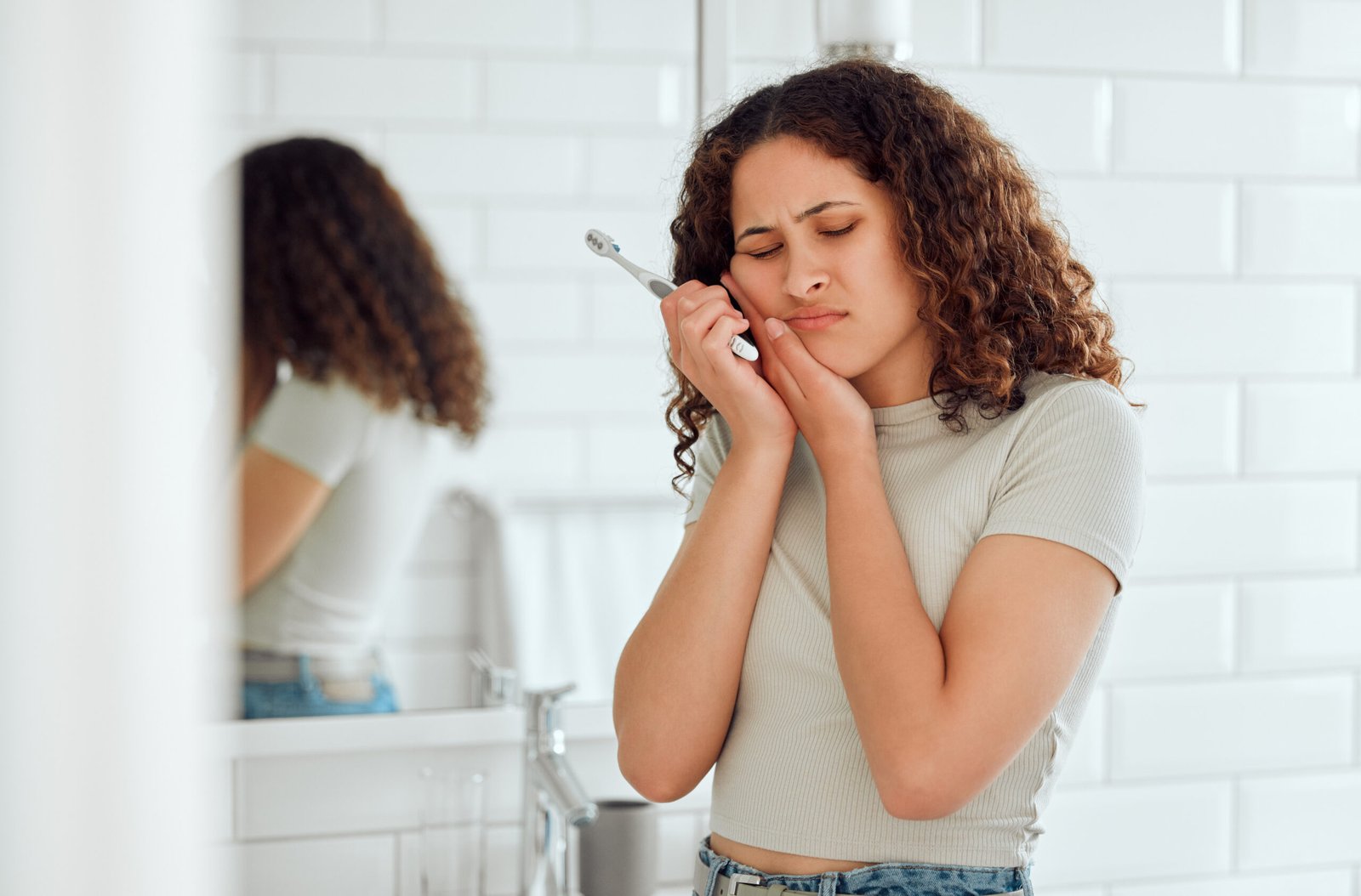 Cavities Explained: Causes, Signs, and Prevention Tips